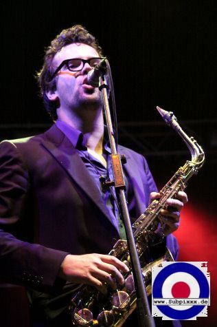 Carlos Reisch (D) 16. Chiemsee Reggae Festival - Übersee - Tent Stage 29. August 2010 (17).JPG